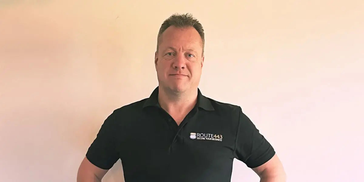 Het Beest in de Bek Kijken: Cybersecurity en Verandering Het Beest in de Bek Kijken: Cybersecurity en Verandering